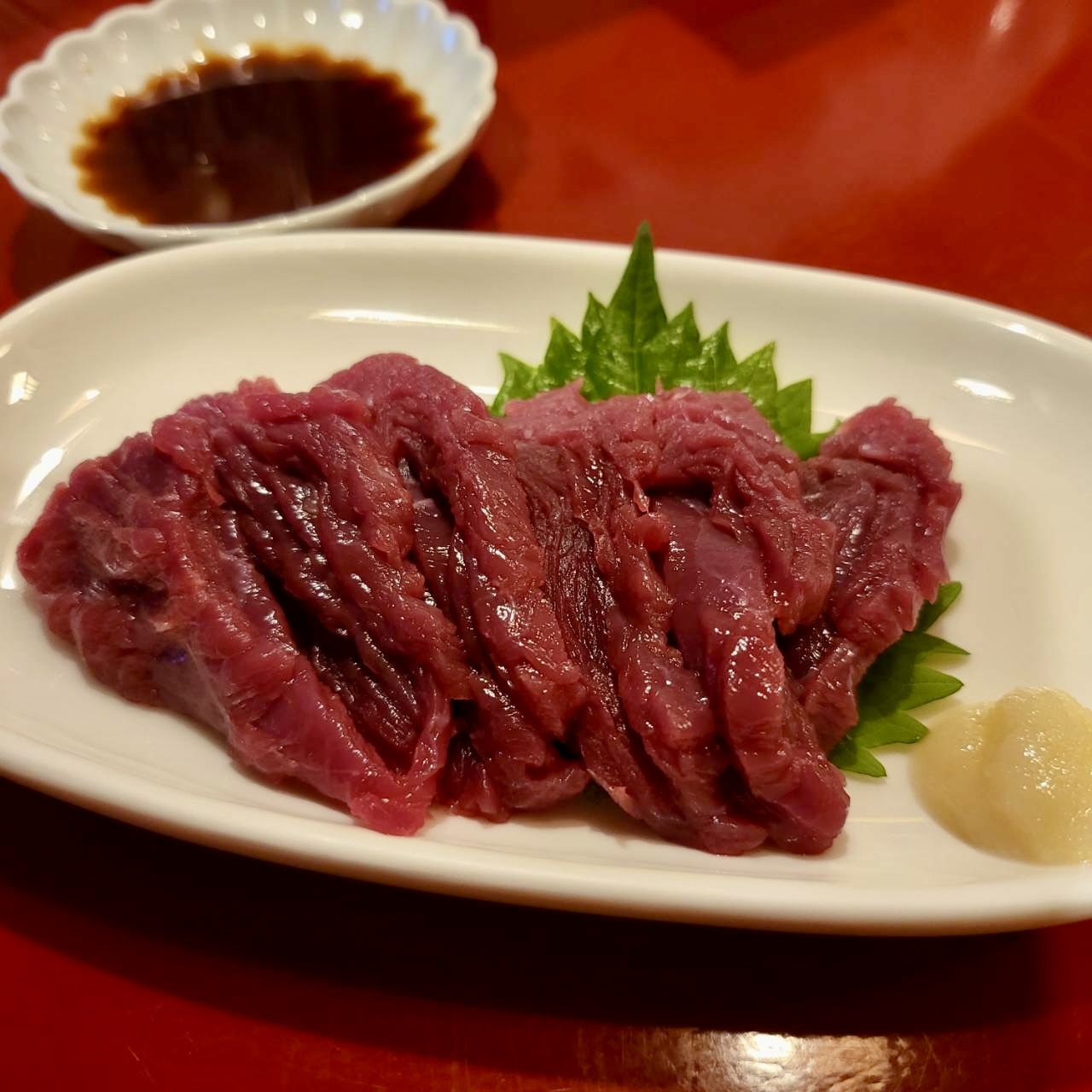 馬刺し